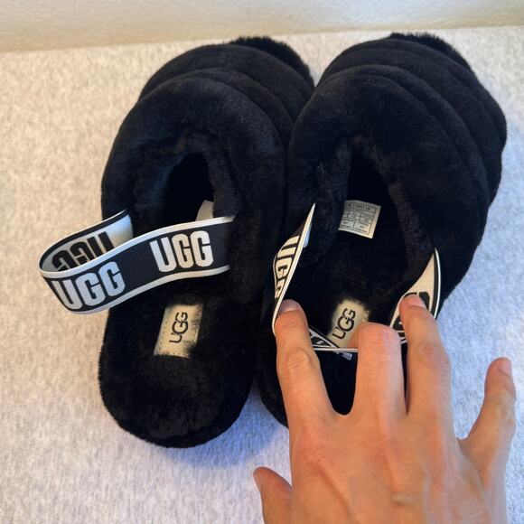 UGG Fluff Yeah Slide Slipper in Black Size 9 - Picture 5 of 6